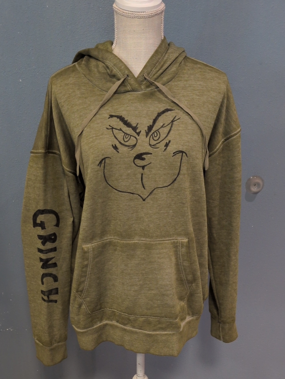 Time&Tru Burnout Style Cotton Blend Grinch Christmas Handmade Hoodie Fleece